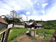 Eladó földterület Kesztölc