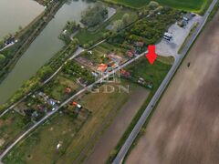 Eladó földterület Sárkeresztes