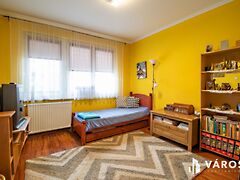 Eladó lakás Székesfehérvár, Tóváros