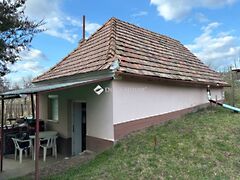 Eladó ház Baj