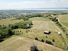 Eladó földterület Kőröshegy