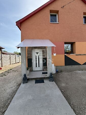 Eladó ház Ócsa