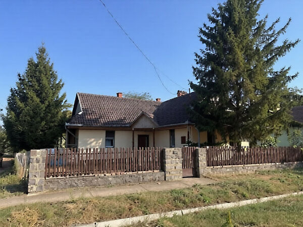 Eladó ház Báránd