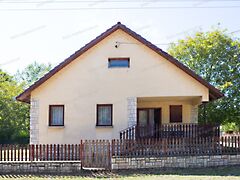Eladó nyaraló Dávod