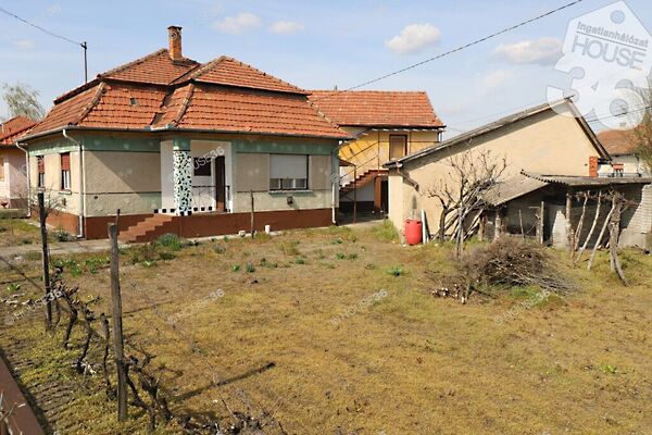 Eladó ház Kiskőrös