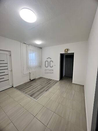 Eladó lakás Tapolca
