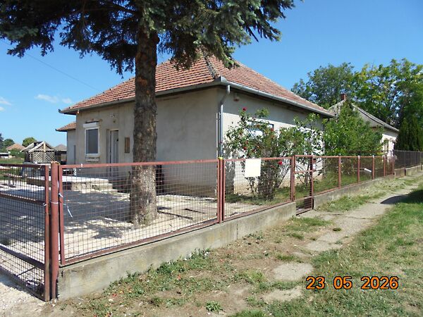 Eladó ház Ráckeresztúr