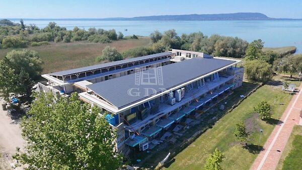 Eladó lakás Balatonmáriafürdő
