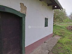 Eladó nyaraló Bicske