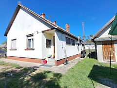 Eladó ház Monor, Kertváros