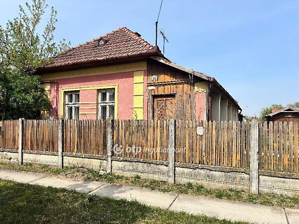 Eladó ház Püspökladány