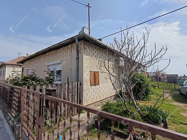 Eladó ház Kadarkút