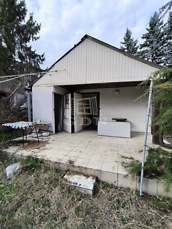 Eladó ház Szigetmonostor