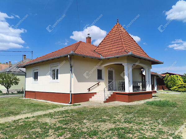 Eladó ház Zalaszentlászló