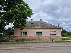 Eladó ház Jászapáti
