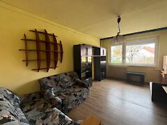 Eladó lakás Oroszlány
