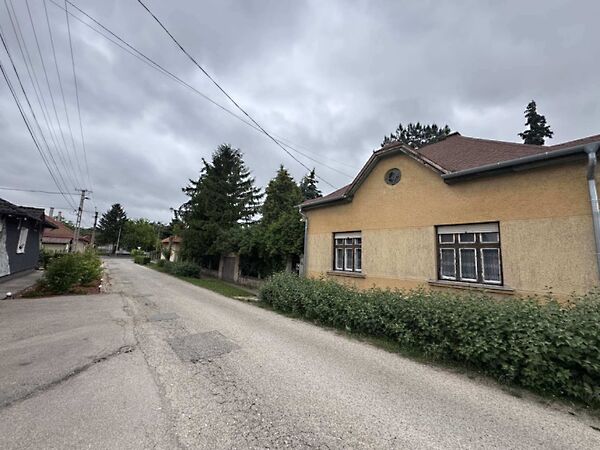 Eladó ház Tatabánya