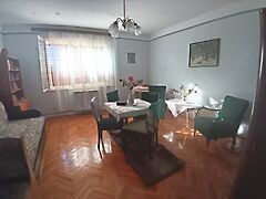 Eladó ház Kenyeri