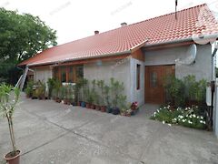 Eladó ház Akasztó