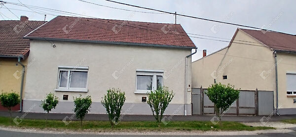 Eladó ház Körmend
