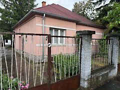 Eladó ház Esztergom