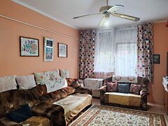 Eladó lakás Szolnok