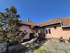 Eladó ház Soltvadkert