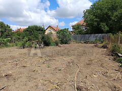 Eladó földterület Szeged, Szőreg