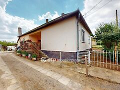Eladó ház Gávavencsellő