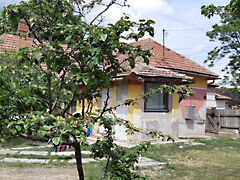 Eladó ház Tiszaföldvár
