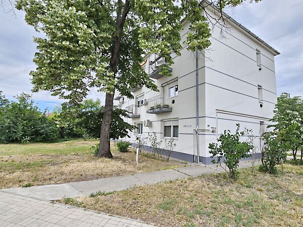 Eladó lakás Kiskőrös, Városközpont