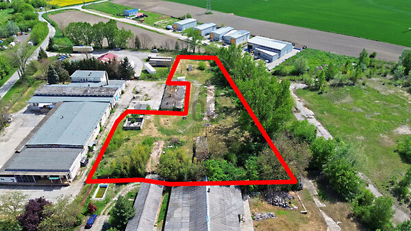 Eladó földterület Szekszárd