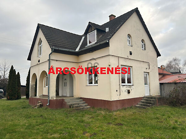 Eladó ház Komoró