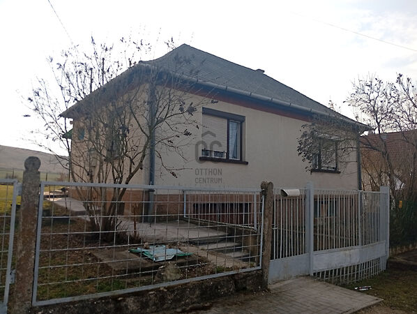 Eladó ház Sajópüspöki