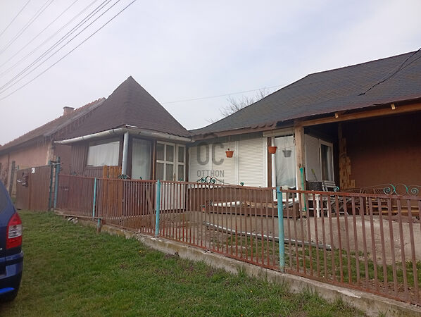 Eladó ház Csokvaomány