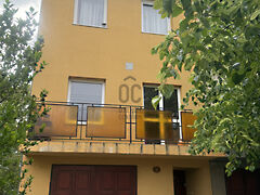 Eladó ház Gönyű