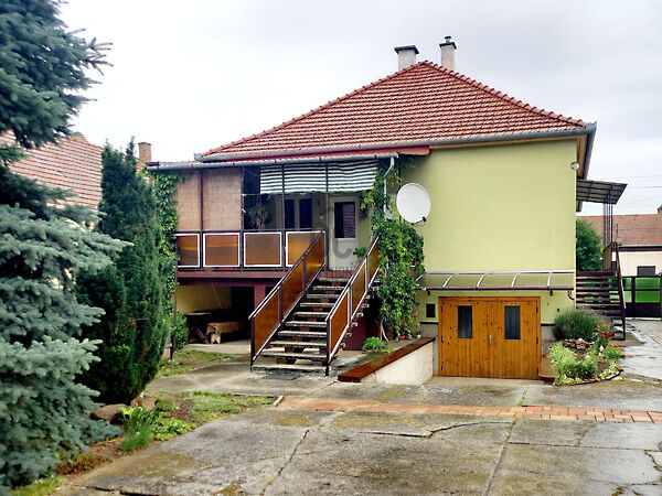 Eladó ház Gara