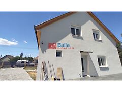 Eladó ház Pusztaszabolcs