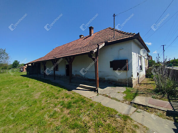 Eladó ház Nagybajom