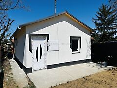 Eladó ház Tápiószecső