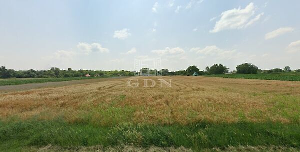 Eladó földterület Pátka