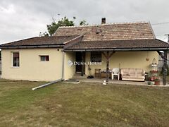 Eladó ház Csévharaszt