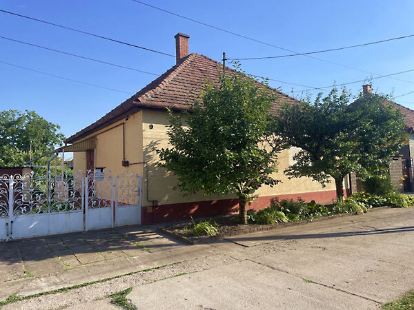 Eladó ház Kalocsa