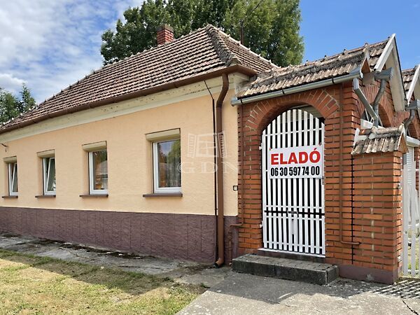 Eladó ház Hosszúpereszteg