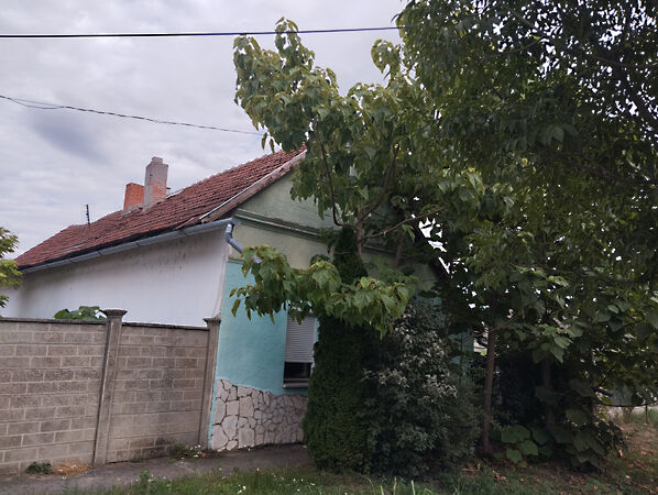 Eladó ház Királyhegyes