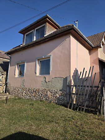Eladó ház Monok