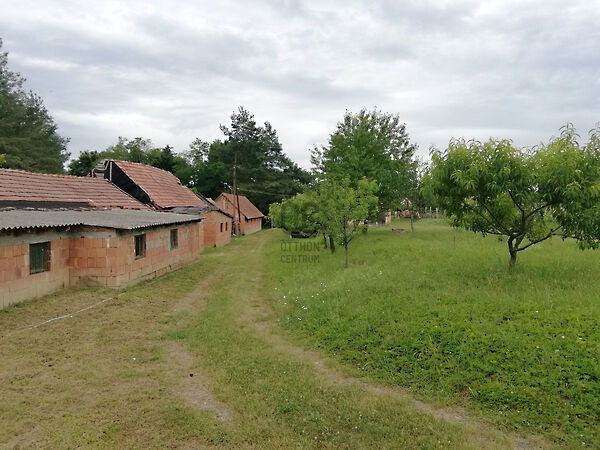 Eladó nyaraló Kustánszeg