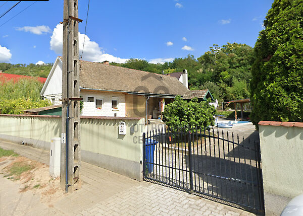 Eladó ház Kakasd