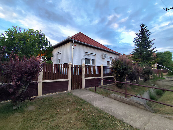 Eladó ház Hajdúdorog