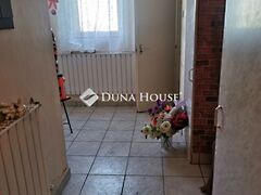 Eladó ház Dunaalmás